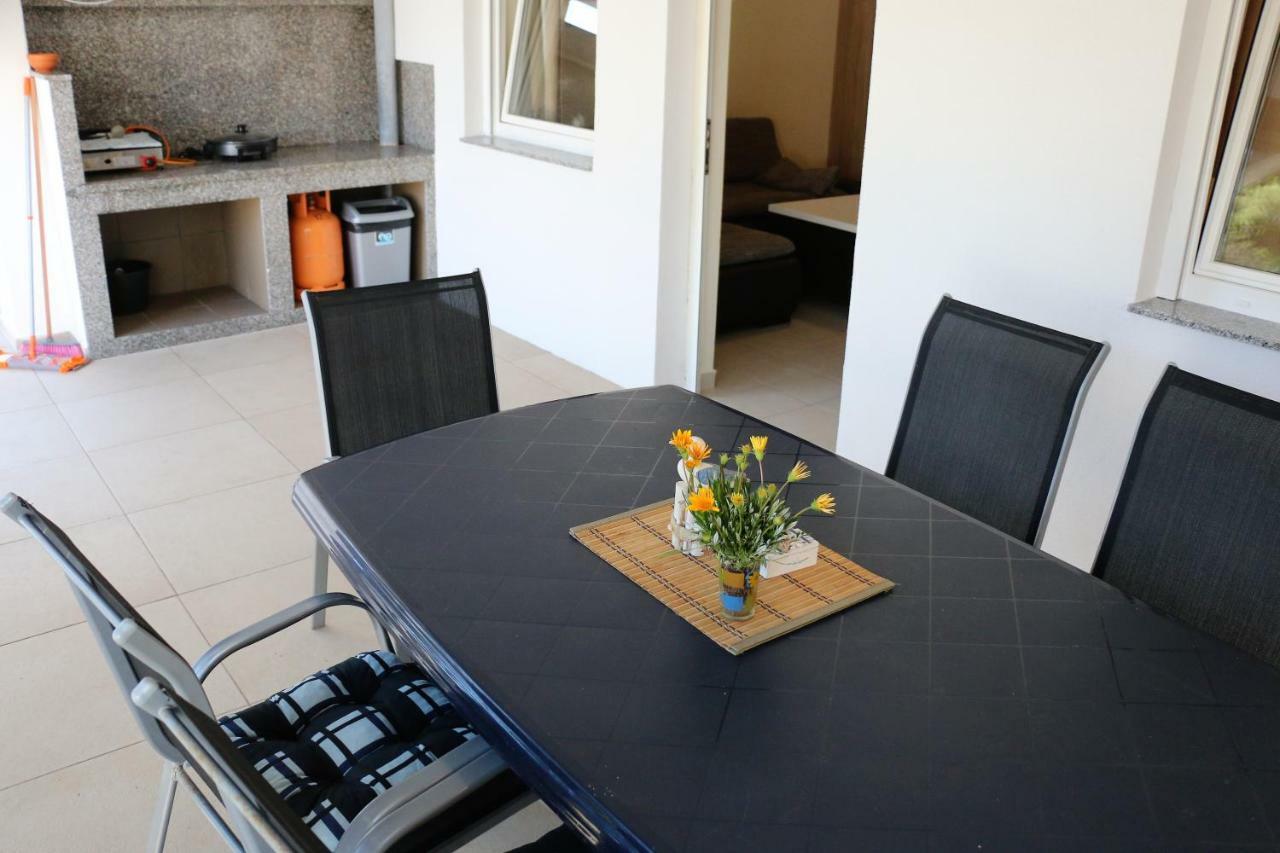 Apartments Vir Delfin Bagian luar foto